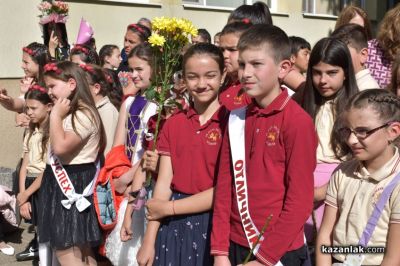 С красиво тържество и изява на талантите си, ОУ “Мати Болгария“ чества 24-ти май