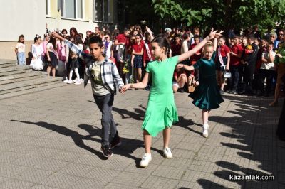 С красиво тържество и изява на талантите си, ОУ “Мати Болгария“ чества 24-ти май