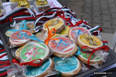 Колоездачен клуб “Лястовица“ завоюва купа и медал от състезанието в Казанлък