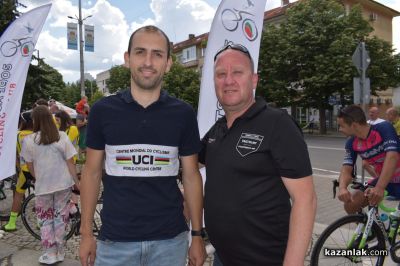 Колоездачен клуб “Лястовица“ завоюва купа и медал от състезанието в Казанлък