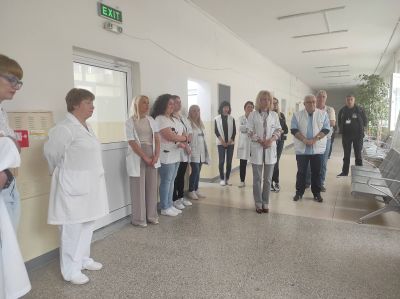 Нов товаро-пътнически асансьор заработи в казанлъшката Поликлиника