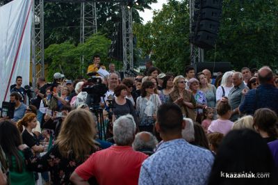 Концерти на гарата в Казанлък