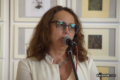 430 графики на творци от 5 континента представя Художествената галерия в Казанлък