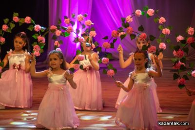 25 малки красавици дефилираха в “Принцеси на розата”