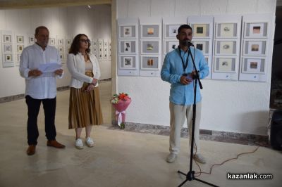 430 графики на творци от 5 континента представя Художествената галерия в Казанлък