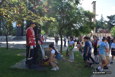 Казанлък се преклони пред Христо Ботев и загиналите за свободата и независимостта на България