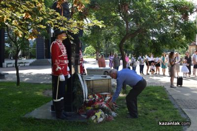 Казанлък се преклони пред Христо Ботев и загиналите за свободата и независимостта на България