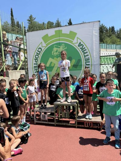 Състезателите на СКА „Петя Пендарева“ се завърнаха с куп медали от спортен турнир в Стара Загора 