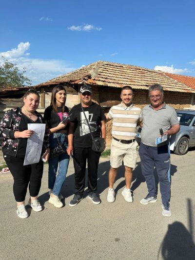 Кандидатите за народни представители от ДПС на срещи с жителите на Бузовград и Копринка