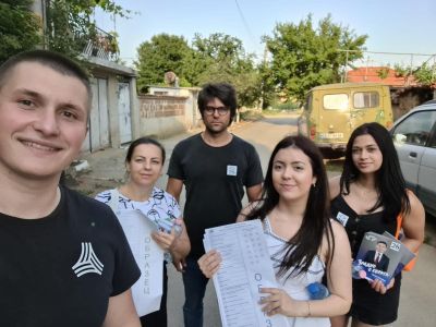 Кандидатите за народни представители от ДПС на срещи с жителите на Бузовград и Копринка