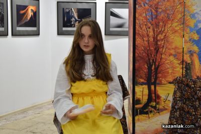 Талантливите актьори от ОУ „Мати Болгария“ представиха пиесата „Златното момиче“ пред погледите на свои съученици