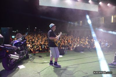 Емблематичният мотосъбор на “Черните рози“ събра хиляди край Казанлък