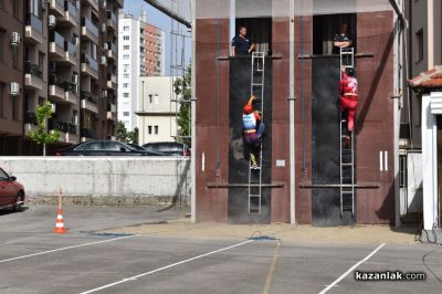 Пожарникари от цялата страна се състезават за купа „Севтополис“