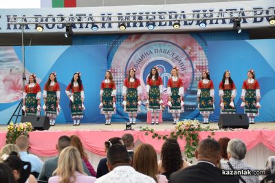 Галена Назърова е новата Царица Роза на Павел баня, а Александър Динев е Цар на минералната вода