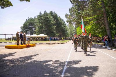 Състезание между операторите на дронове на формированията от Сухопътните войски „Ястреб 24“ се състоя на УЦ „Тюлбе“ 