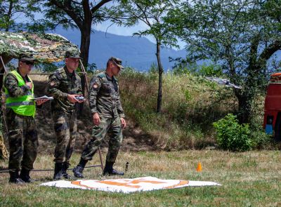 Състезание между операторите на дронове на формированията от Сухопътните войски „Ястреб 24“ се състоя на УЦ „Тюлбе“ 