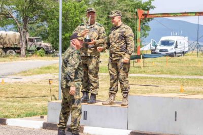 Състезание между операторите на дронове на формированията от Сухопътните войски „Ястреб 24“ се състоя на УЦ „Тюлбе“ 