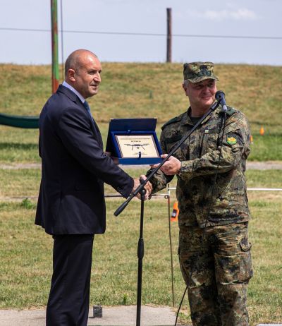 Състезание между операторите на дронове на формированията от Сухопътните войски „Ястреб 24“ се състоя на УЦ „Тюлбе“ 