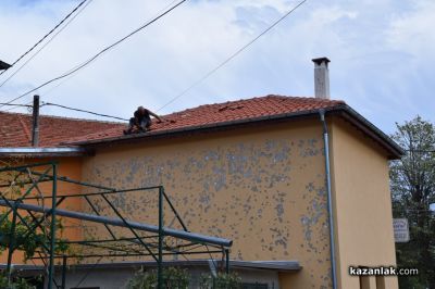 Министри на посещение в Шипка след бурята: Държавата обеща помощ за пострадалите/ ВИДЕО  / Новини от Казанлък