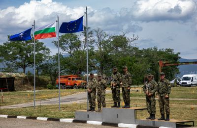 Състезание между операторите на дронове на формированията от Сухопътните войски „Ястреб 24“ се състоя на УЦ „Тюлбе“ 