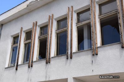 Министри на посещение в Шипка след бурята: Държавата обеща помощ за пострадалите/ ВИДЕО 