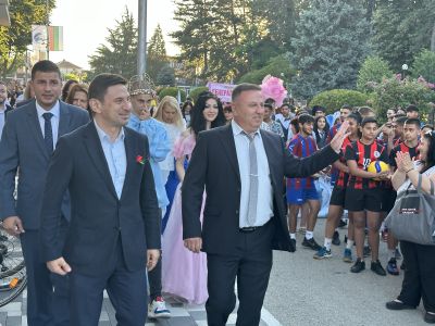 Грандиозен концерт беляза финала на Празника на розата и минералната вода в Павел баня