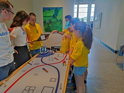 ИКТ Център – с Шампионска купа и 10 грамоти на „Роботика за България“ 