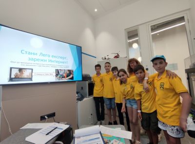 ИКТ Център – с Шампионска купа и 10 грамоти на „Роботика за България“ 