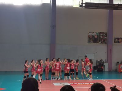 Момичетата от казанлъшкия отбор по волейбол се класира за финалите 