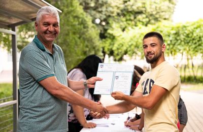 Випуск 2024 на ПГЛПТ получи своите дипломи и свидетелства за професионална квалификация