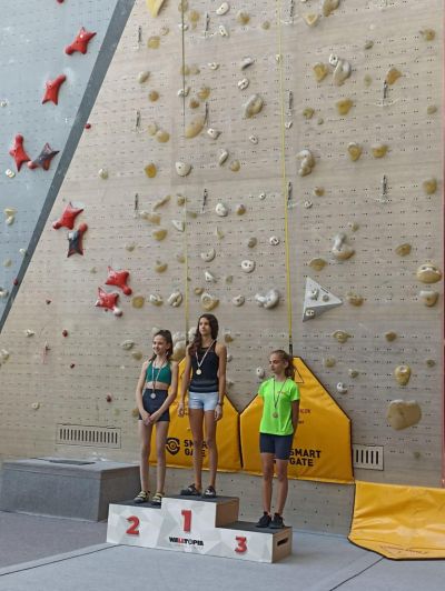 4 медала завоюваха катерачите на “Селт“ на държавното в София 