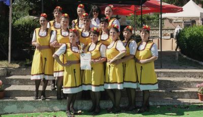 Над 270 участника се включиха във второто издение на Фолклорния фестивал “Духът на розата” в с. Горно Черковище