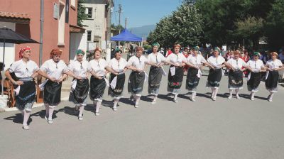 Над 270 участника се включиха във второто издение на Фолклорния фестивал “Духът на розата” в с. Горно Черковище