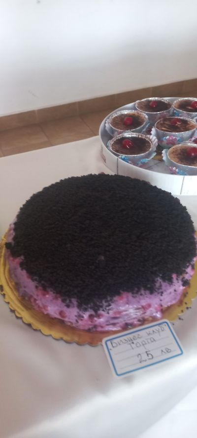 Над 1100 лв. събраха на благотворителен базар в Казанлък за каузата Защитено пространство „Детство без насилие“