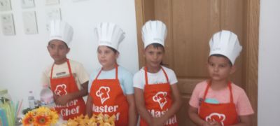 Над 1100 лв. събраха на благотворителен базар в Казанлък за каузата Защитено пространство „Детство без насилие“