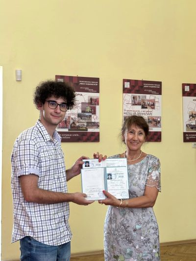 Випуск 2024 на ПГ “Иван Хаджиенов“ получи своите дипломи и Свидетелства за професионална квалификация