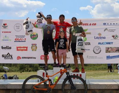 Силен уикенд за състезателите на КК “Лястовица-1905“