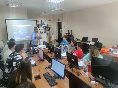 ИКТ Център стартира курс „Програмист“ с 2-седмично обучение по програма Еразъм+