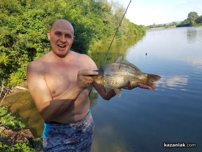 Спортен риболов и вкусна храна в „Рибарско място“ до Казанлък