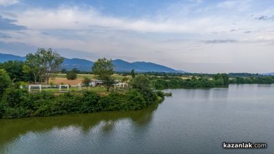 Спортен риболов и вкусна храна в „Рибарско място“ до Казанлък