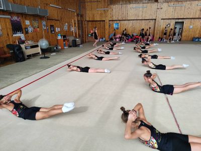 Наградиха казанлъшката гимнастичка Божидара Деребеева за добрите ѝ постижения