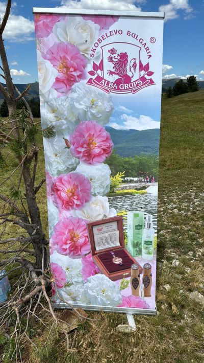 За седма поредна година в Казанлък се провежда състезанието по парапланеризъм Rose Valley XC