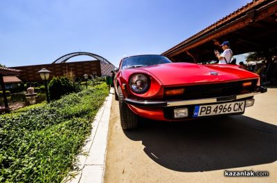 Ретро автомобили с класическа и неповторима визия ще ви очакват този уикенд в “Дамасцена“ 