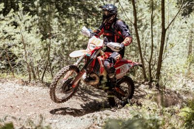 Казанлъчанинът Любомир Синев с поредно участие в румънския ендуро шампионат