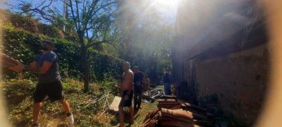 27 доброволци ремонтираха покрива на шипченския храм