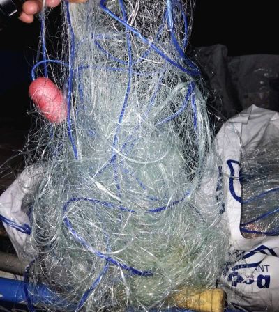 Инспектори иззеха 500 метра мрежи от язовир “Жребчево“