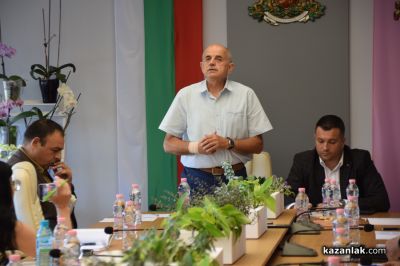 Превенция срещу пожарите: Община Казанлък подписа споразумение с FIRE-RES за сътрудничество и взаимодействие 