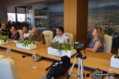 Превенция срещу пожарите: Община Казанлък подписа споразумение с FIRE-RES за сътрудничество и взаимодействие 