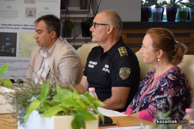 Превенция срещу пожарите: Община Казанлък подписа споразумение с FIRE-RES за сътрудничество и взаимодействие 