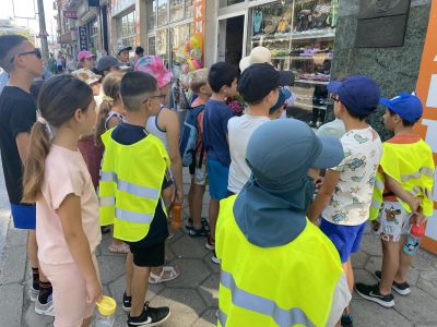 ОБ „Искра“ запозна децата с делото и живота на Апостола на свободата